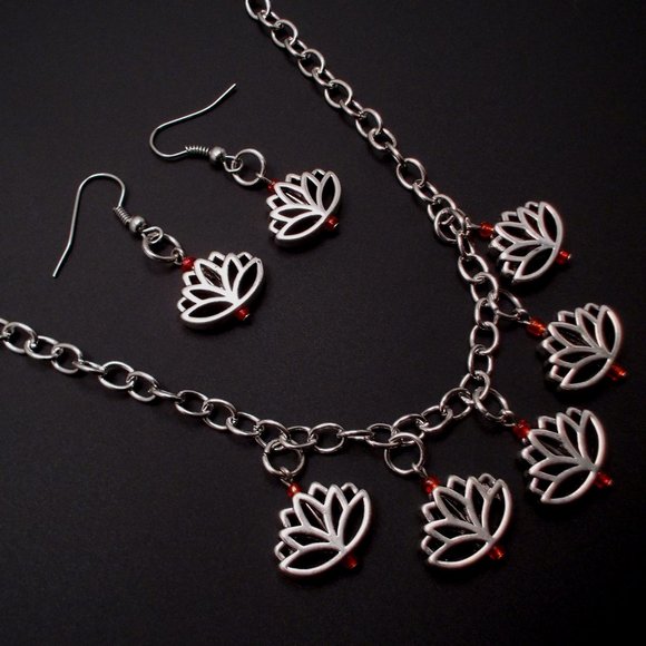 Necklace & Earrings Set - Lotus Flowers - Picture 1 of 3